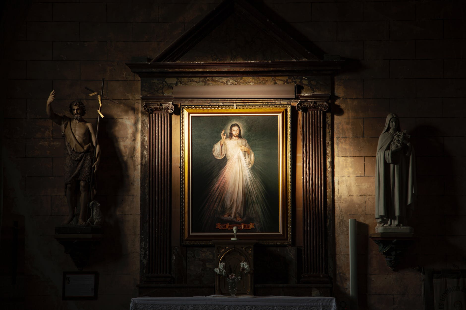 sacred heart of jesus painting with brown frame